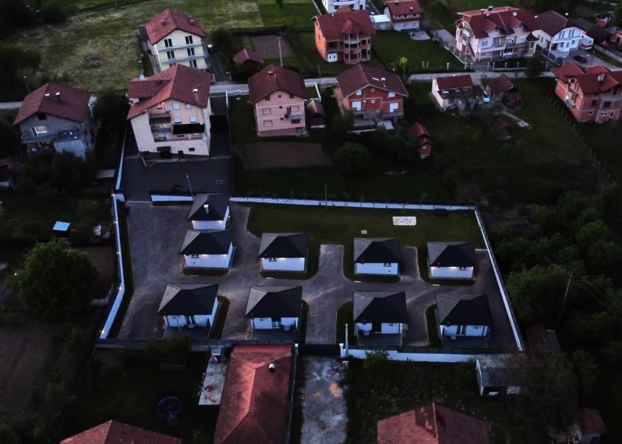 Apartmani I Bungalovi Trojka Banja Luka Buitenkant foto